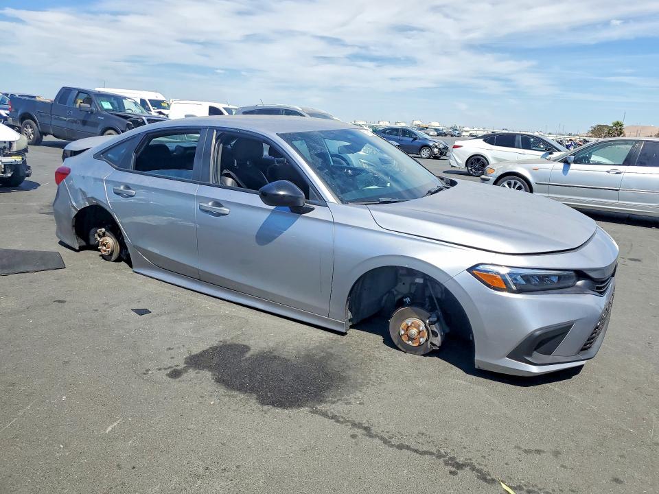 Photo 4 from auction – 2022 HONDA CIVIC with VIN 2HGFE2F57NH555588