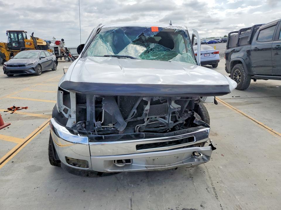 Photo 5 from auction – 2012 CHEVROLET SILVERADO with VIN 1GCRCSE07CZ228273