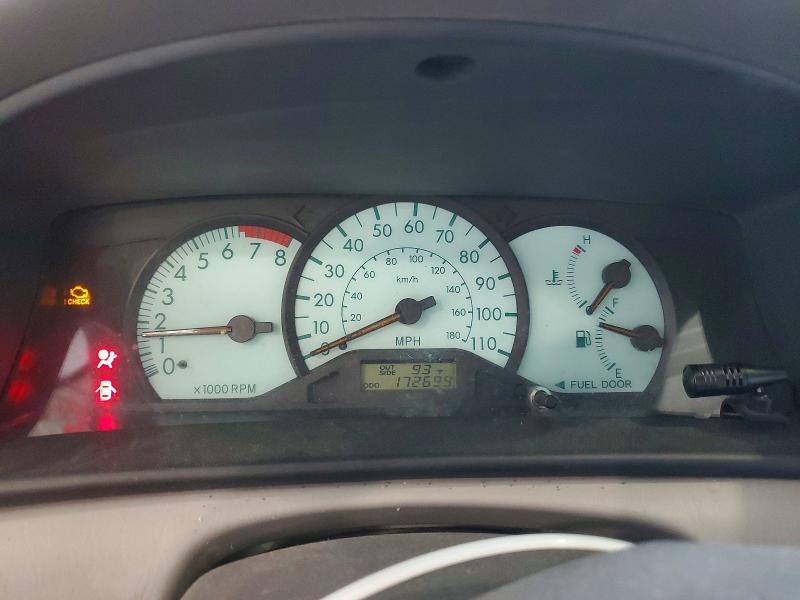 Photo 9 from auction – 2004 TOYOTA COROLLA with VIN JTDBR32E542024359