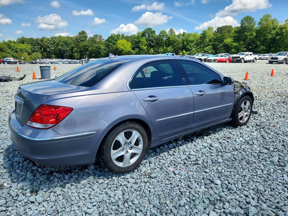 Zdjęcie 3 z aukcji – 2005 ACURA RL z VIN JH4KB16535C004253