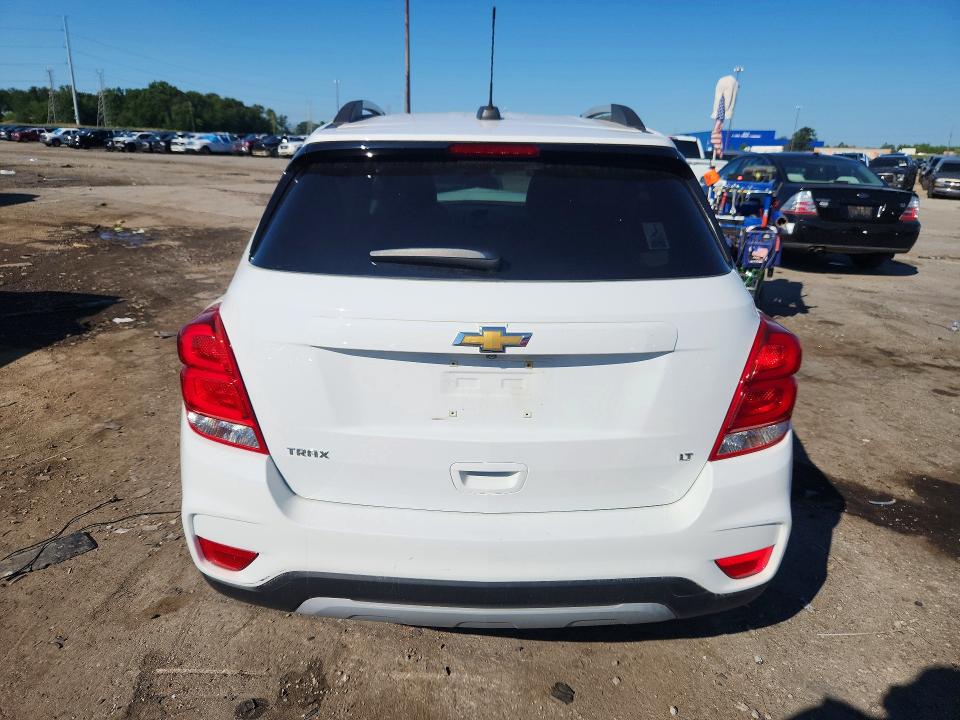Photo 6 from auction – 2019 CHEVROLET TRAX with VIN KL7CJLSB2KB910411