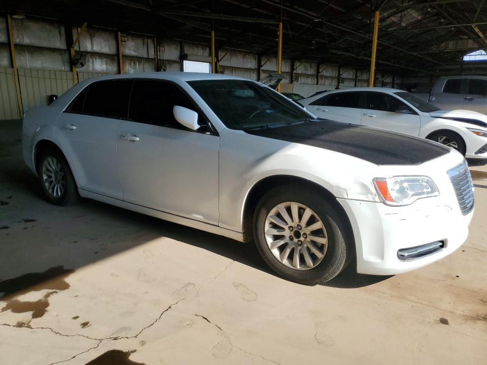 Photo 4 from auction – 2014 CHRYSLER 300 with VIN 2C3CCAAG2EH169658