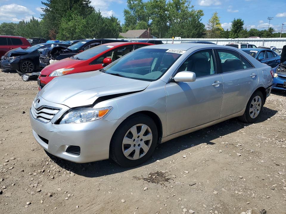 TOYOTA CAMRY 2011 with VIN 4T1BF3EK4BU608209 - Photo from auction