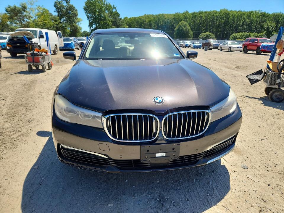 Foto 5 de la subasta – 2017 BMW 740 con VIN WBA7E2C51HG739395