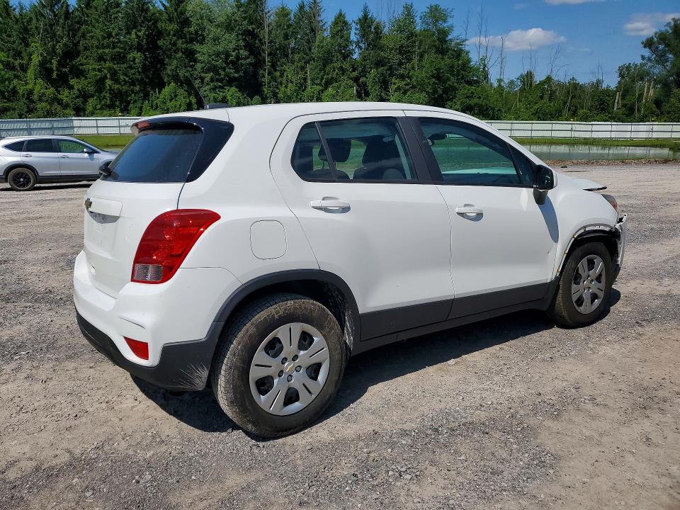 Photo 3 from auction – 2017 CHEVROLET TRAX with VIN KL7CJKSB7HB252314