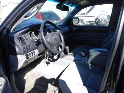 Photo 5 from auction – 2011 TOYOTA TACOMA with VIN 3TMLU4ENXBM060350