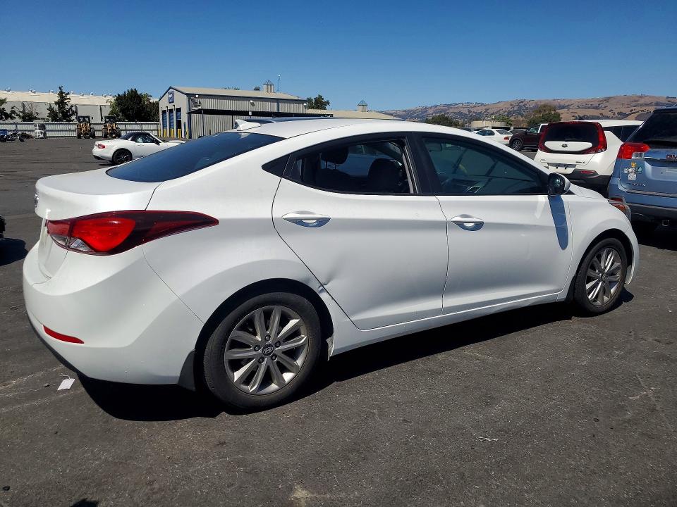 Photo 3 from auction – 2016 HYUNDAI ELANTRA with VIN 5NPDH4AE8GH661543