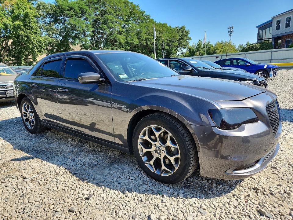 Photo 4 from auction – 2015 CHRYSLER 300 with VIN 2C3CCAGG6FH904635