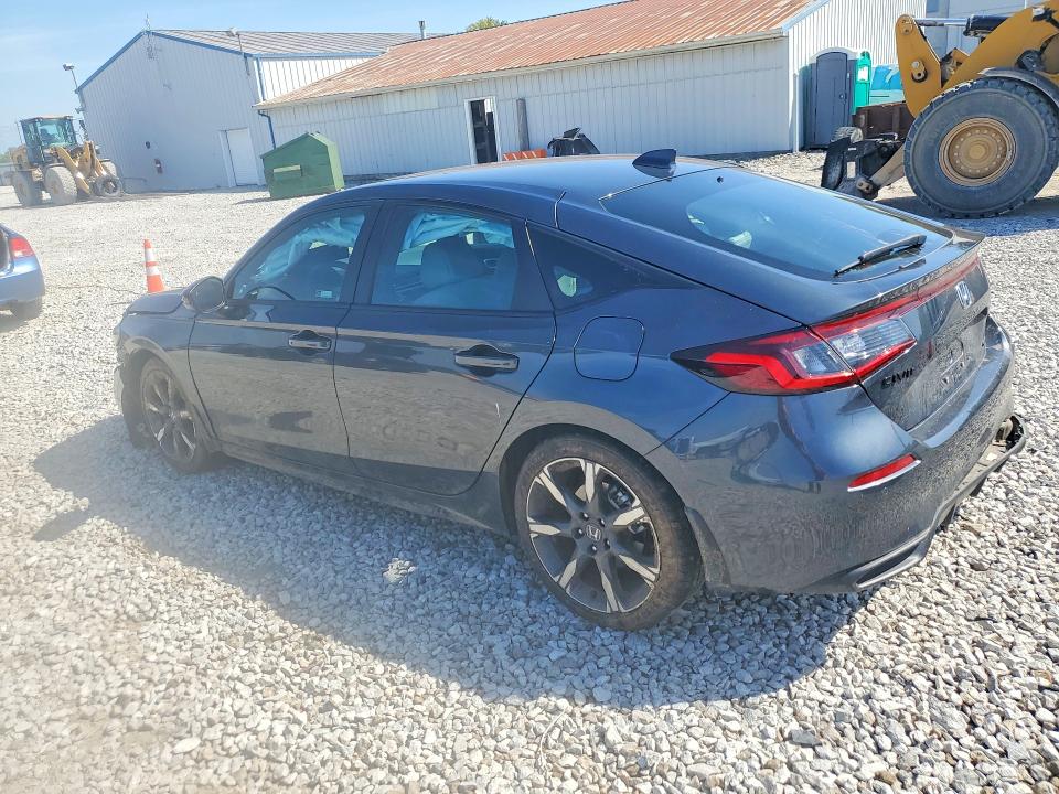 Фото 2 с аукциона – 2026 HONDA CIVIC с VIN 19XFL4H92TE010231