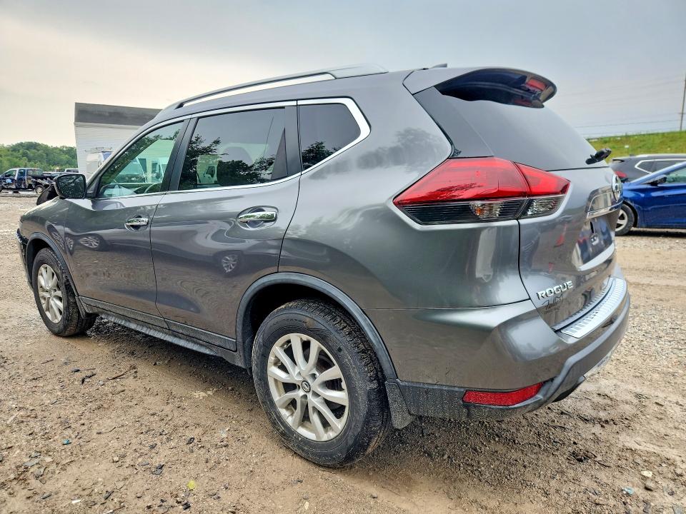 Foto 2 de la subasta – 2017 NISSAN ROGUE con VIN KNMAT2MV8HP600054
