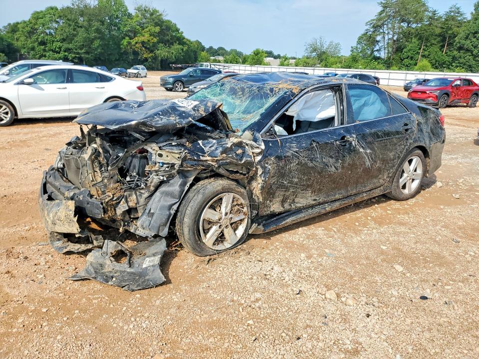 TOYOTA CAMRY 2014 with VIN 4T1BF1FKXEU342170 - Photo from auction