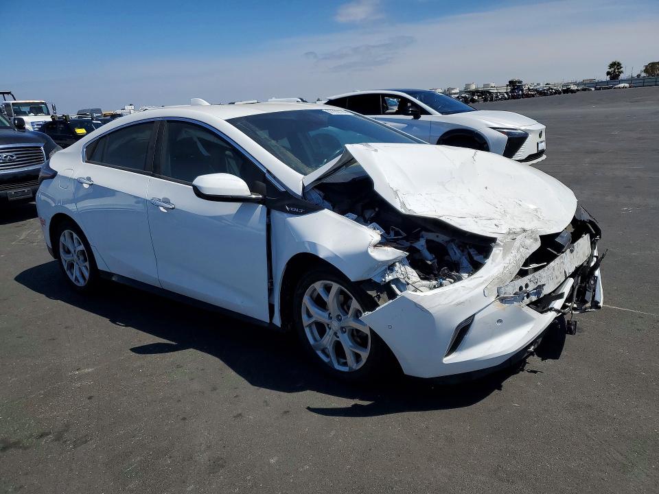 Photo 4 from auction – 2018 CHEVROLET VOLT with VIN 1G1RD6S54JU144502