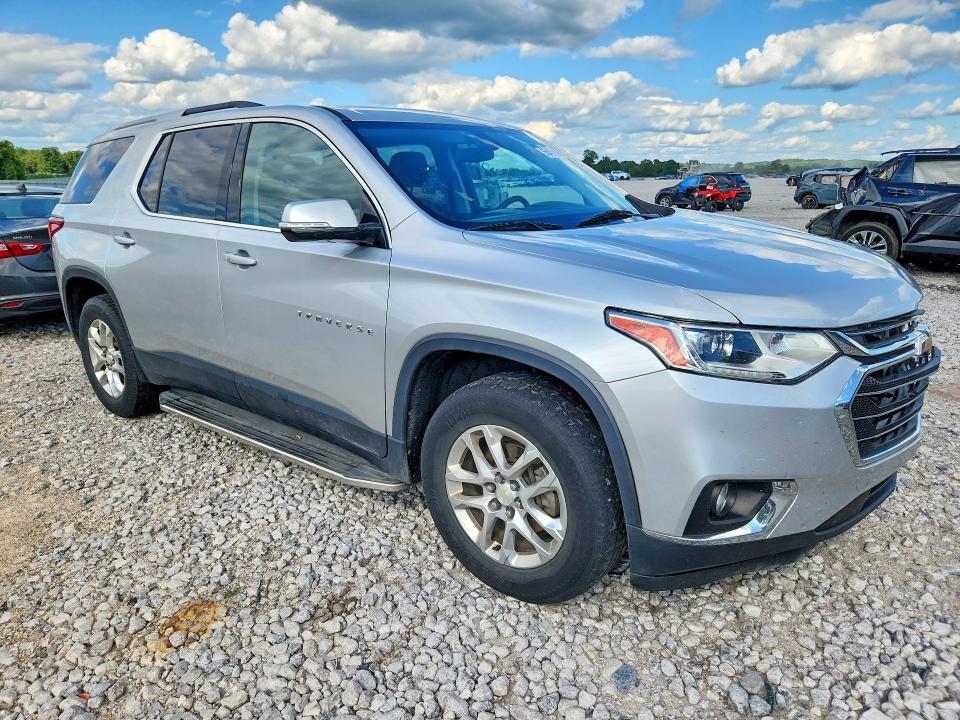 Снимка 4 от търг – 2018 CHEVROLET TRAVERSE с VIN 1GNERGKW2JJ126384