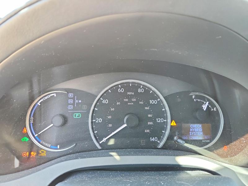 Photo 9 from auction – 2012 LEXUS CT with VIN JTHKD5BH7C2106322