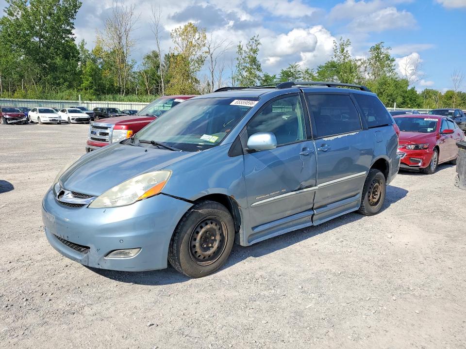 TOYOTA SIENNA 2007 with VIN 5TDZK22C77S009757 - Photo from auction