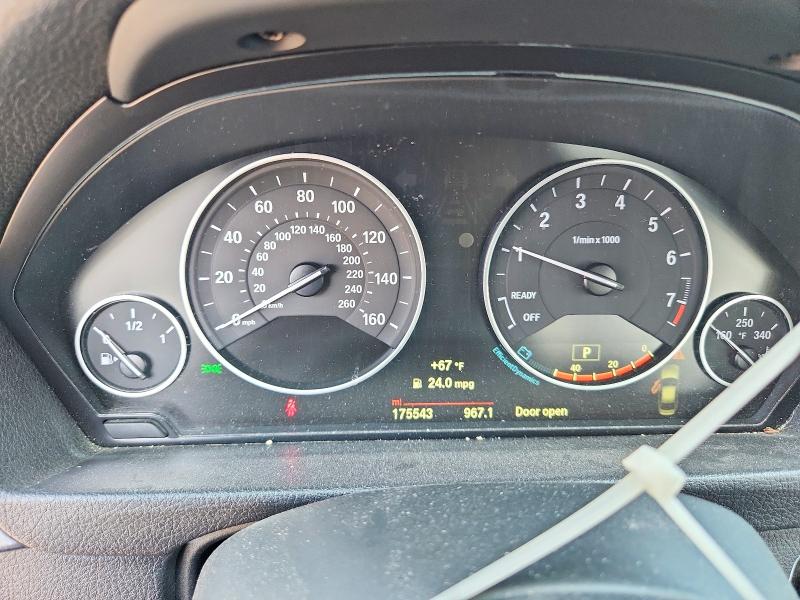 Photo 9 from auction – 2015 BMW 328 with VIN WBA3B3G53FNR86126