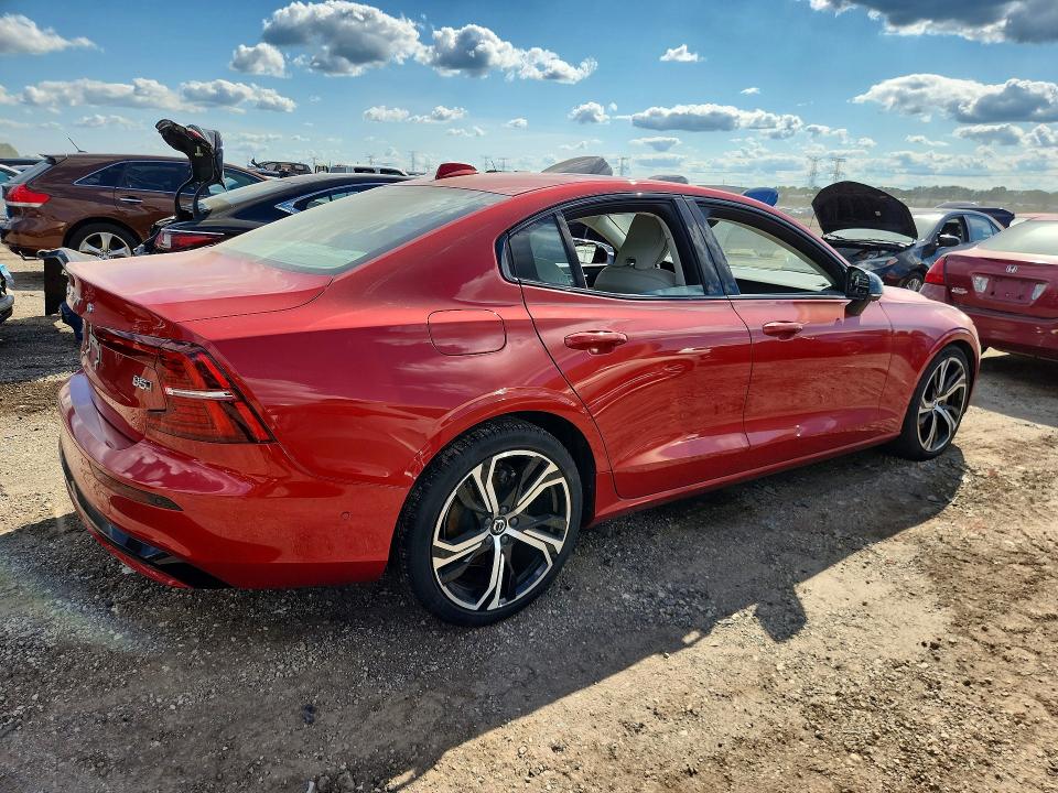 Photo 3 from auction – 2024 VOLVO S60 with VIN 7JRL12TL5RG303938
