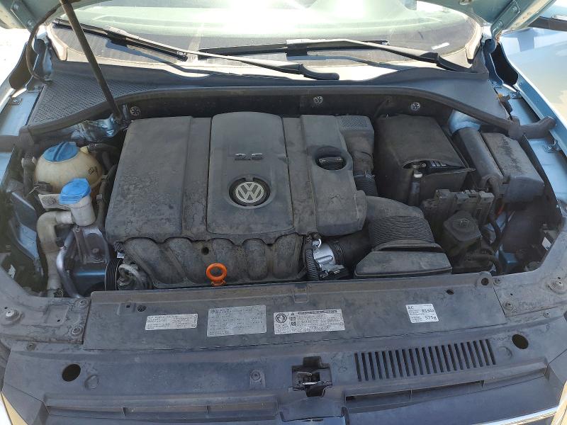 Photo 11 from auction – 2013 VOLKSWAGEN PASSAT with VIN 1VWBP7A35DC136177