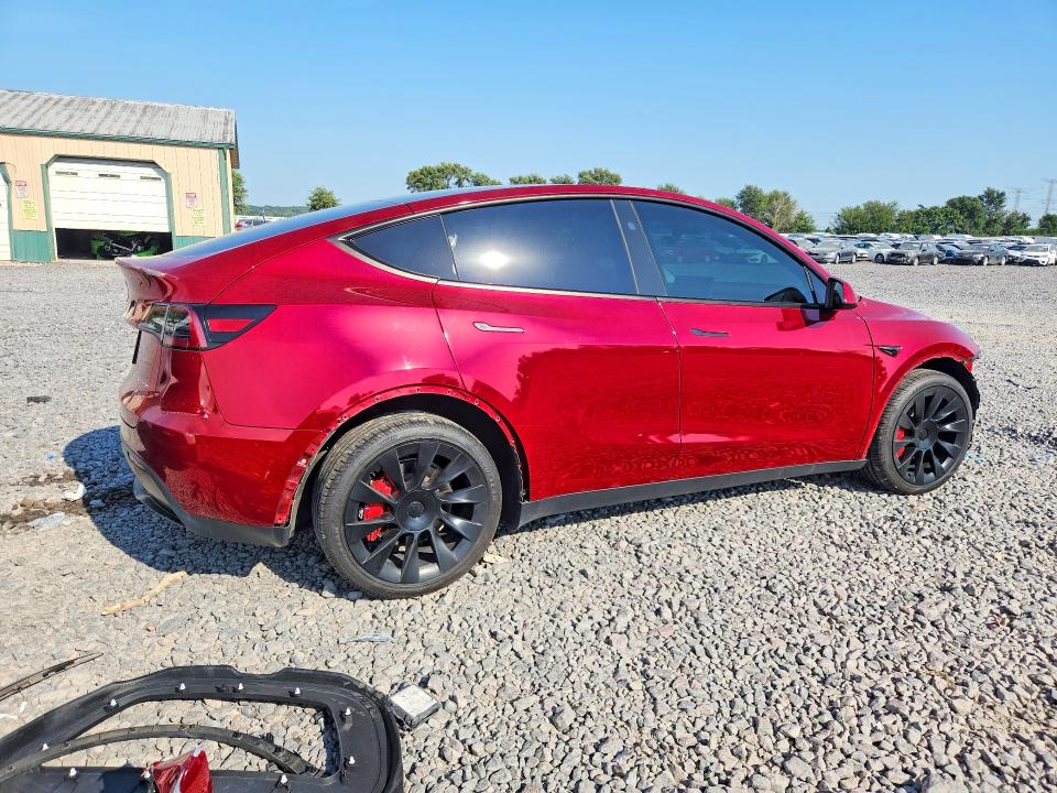 Фото 3 с аукциона – 2025 TESLA MODEL Y с VIN 7SAYGDEE4SF264047