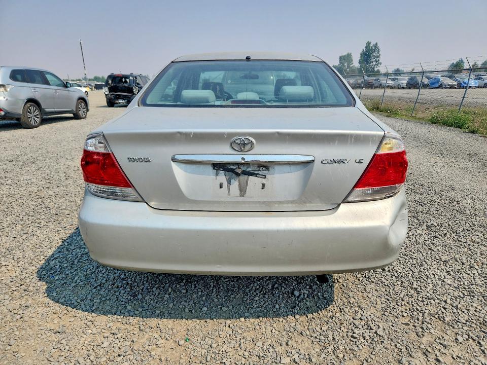 Photo 6 from auction – 2005 TOYOTA CAMRY with VIN 4T1BE30K65U393222