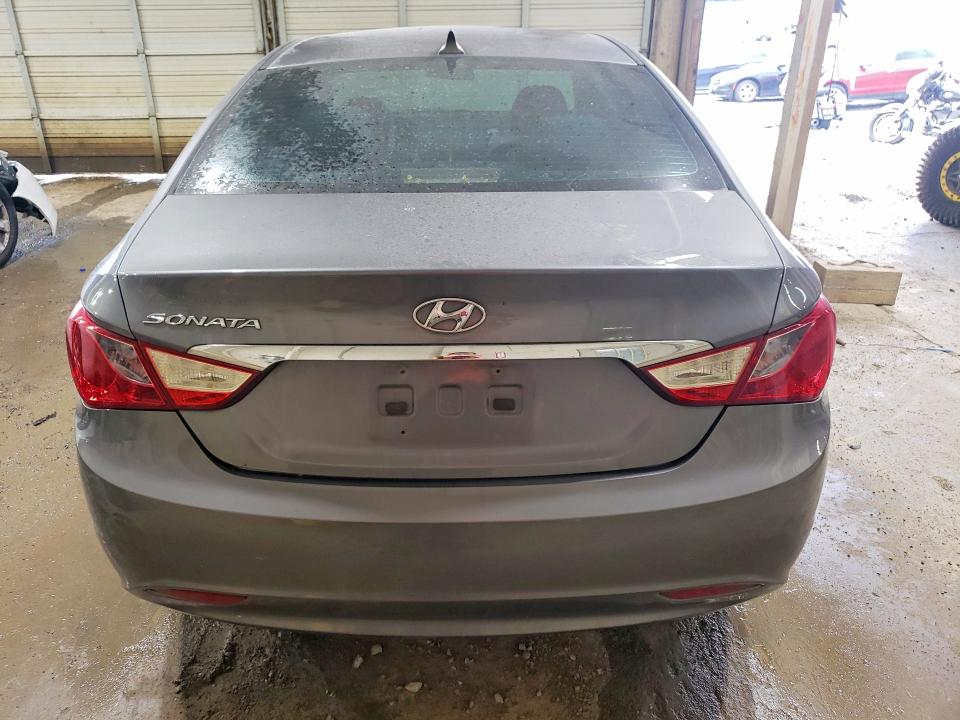 Photo 6 from auction – 2011 HYUNDAI SONATA with VIN 5NPEB4AC7BH045362