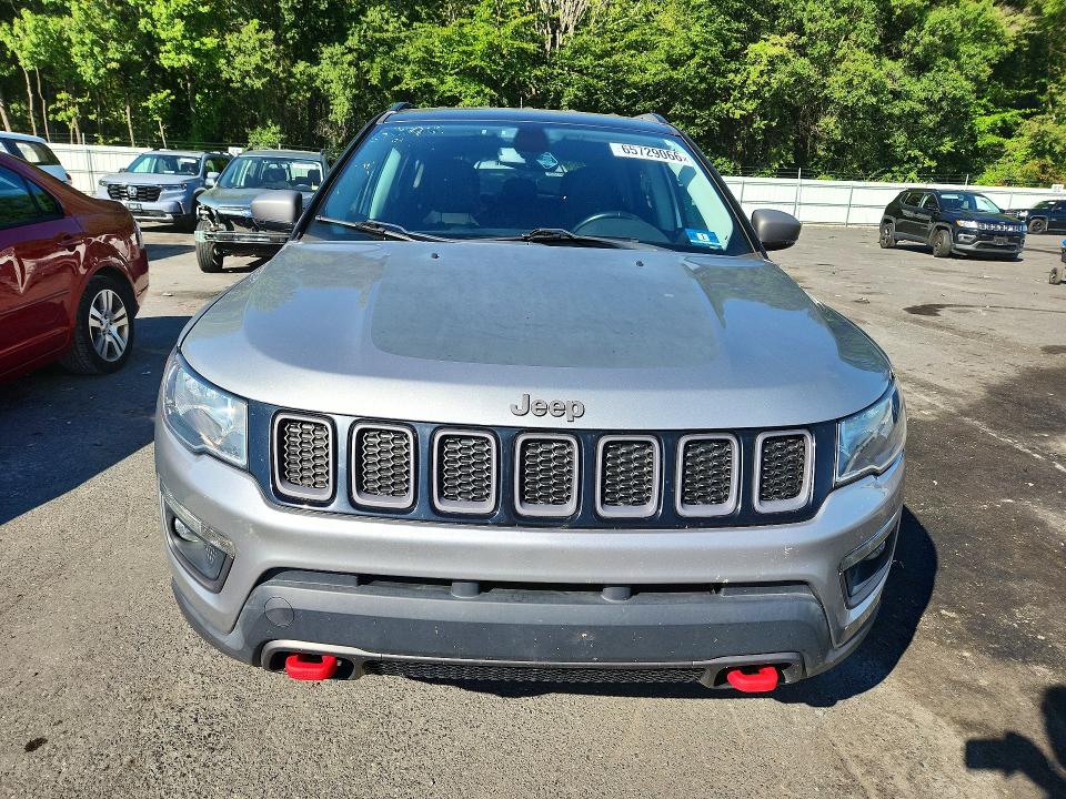 Photo 5 from auction – 2020 JEEP COMPASS with VIN 3C4NJDDBXLT119087