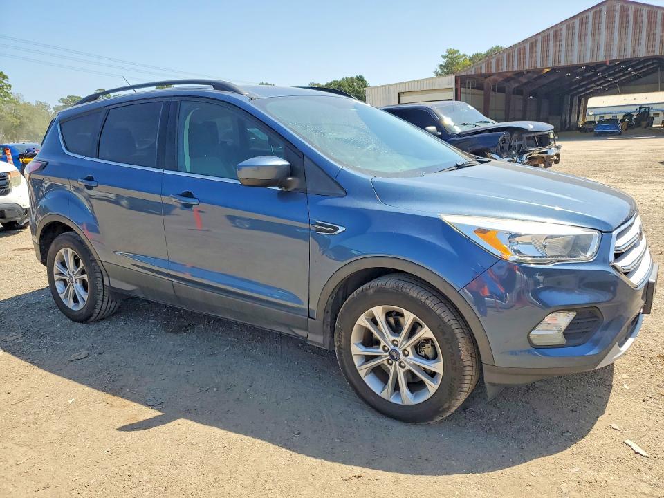 Photo 4 from auction – 2018 FORD ESCAPE with VIN 1FMCU9GD8JUB93745