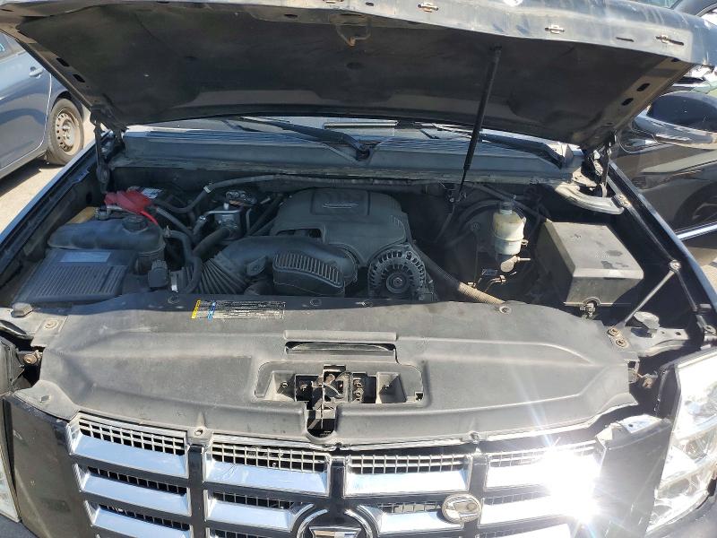 Photo 12 from auction – 2010 CADILLAC ESCALADE with VIN 1GYUCJEF0AR115538