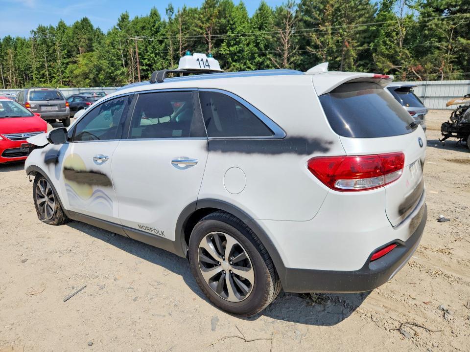 Photo 2 from auction – 2016 KIA SORENTO with VIN 5XYPH4A15GG099294