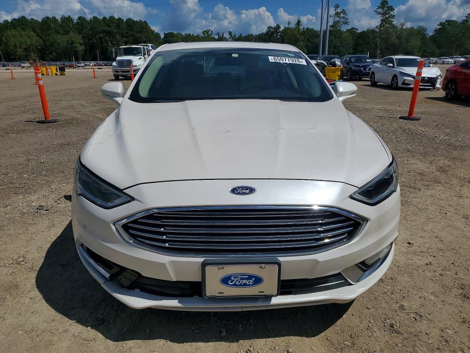 Photo 5 from auction – 2017 FORD FUSION with VIN 3FA6P0SU6HR268493