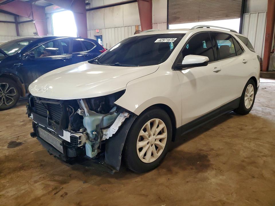 CHEVROLET EQUINOX 2018 with VIN 2GNAXSEV2J6226945 - Photo from auction