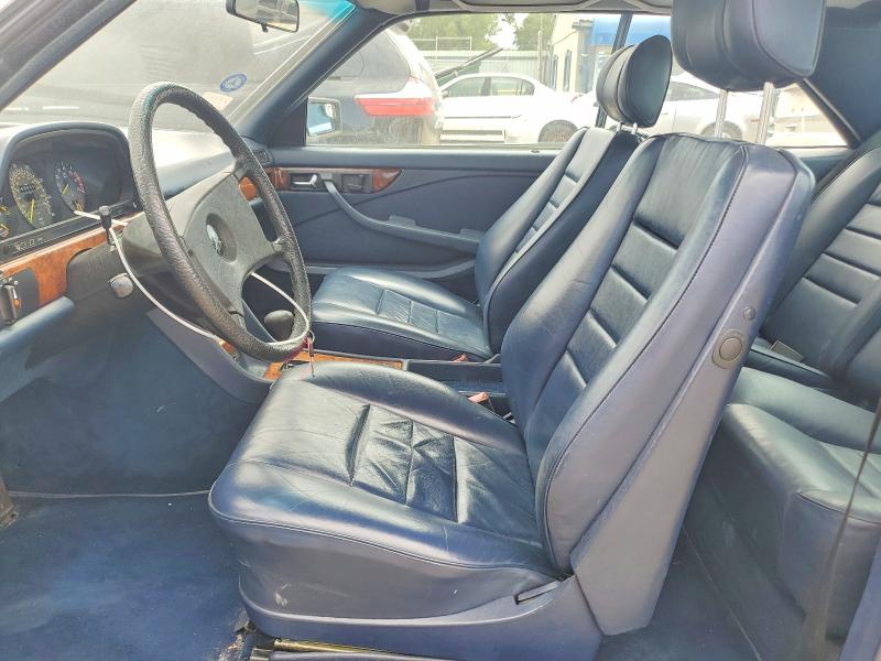 Снимка 7 от търг – 1983 MERCEDES-BENZ 380 с VIN WDBCA43A5DB007024