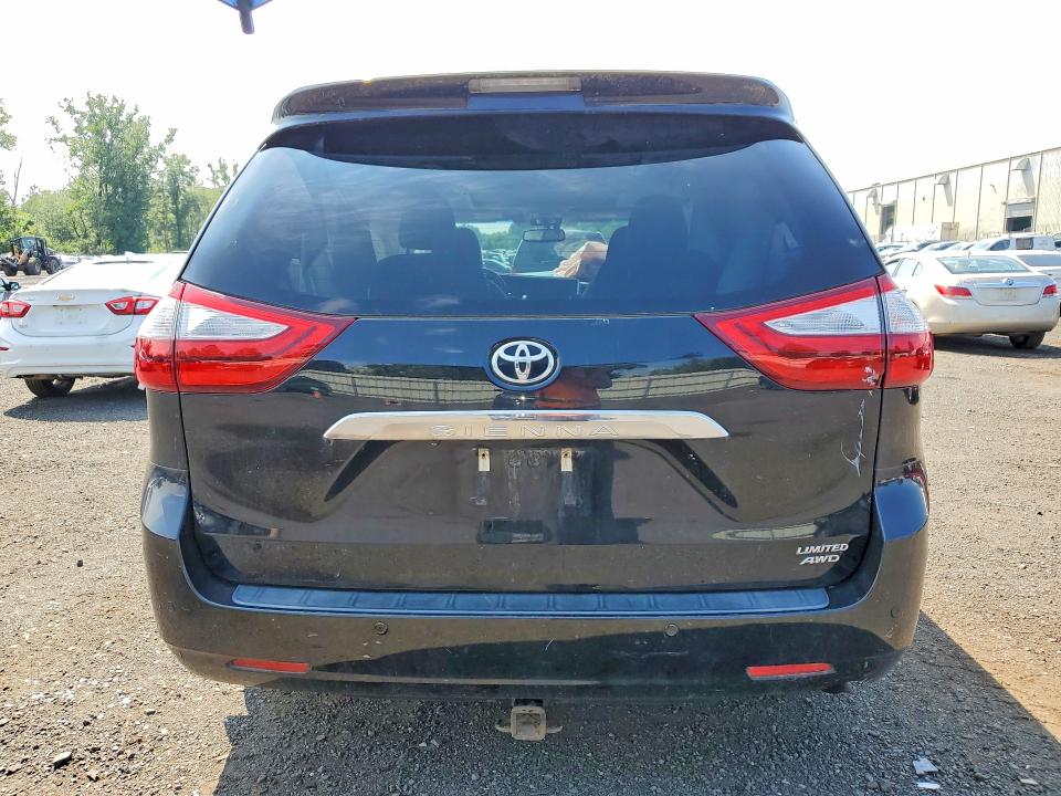 Photo 6 from auction – 2016 TOYOTA SIENNA with VIN 5TDDK3DC2GS137742