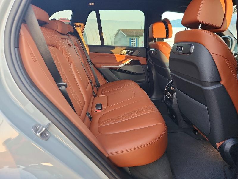 Photo 10 from auction – 2026 BMW X5 with VIN 5UX23EU02T9291350