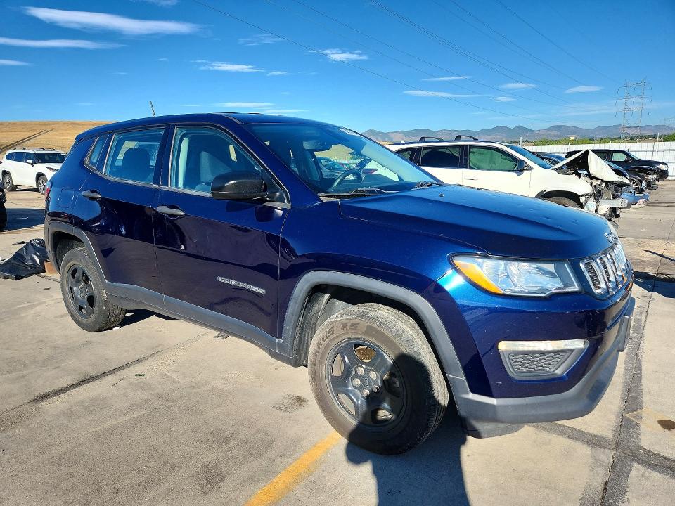 Фото 4 с аукциона – 2020 JEEP COMPASS с VIN 3C4NJDAB1LT118365