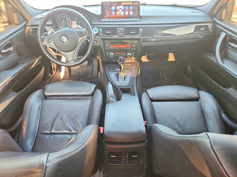 Photo 8 from auction – 2009 BMW 328 with VIN WBAPK73599A454163