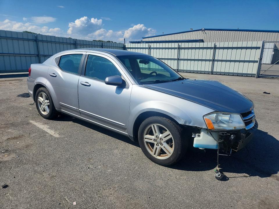 Photo 4 from auction – 2013 DODGE AVENGER with VIN 1C3CDZCG0DN740675