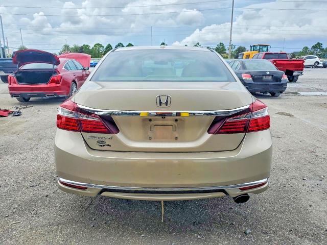 Photo 6 from auction – 2016 HONDA ACCORD with VIN 1HGCR2F02GA001971