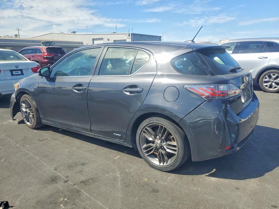 Zdjęcie 2 z aukcji – 2011 LEXUS CT z VIN JTHKD5BH8B2007667