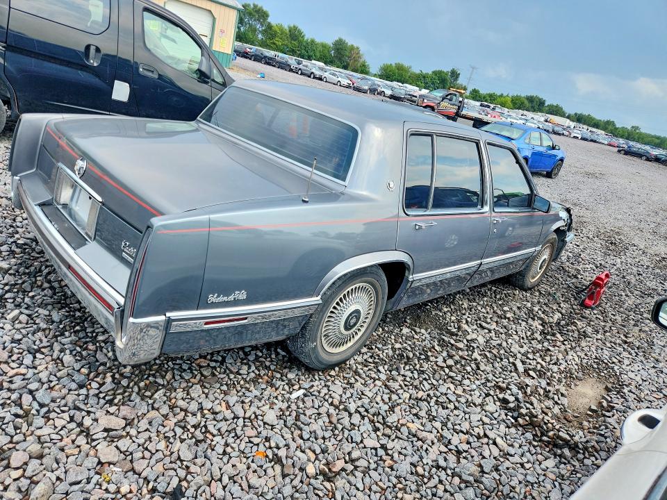 Photo 3 from auction – 1992 CADILLAC DEVILLE with VIN 1G6CD53B6N4230897