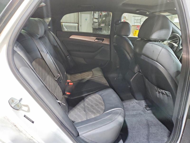 Photo 10 from auction – 2018 HYUNDAI SONATA with VIN 5NPE34AF2JH611367