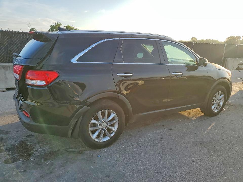 Снимка 3 от търг – 2016 KIA SORENTO с VIN 5XYPG4A35GG064663