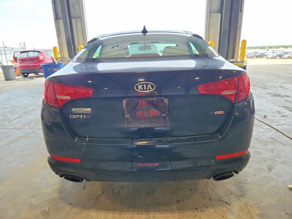 Photo 6 from auction – 2011 KIA OPTIMA with VIN KNAGN4A72B5099720
