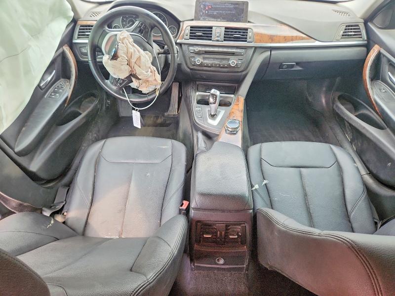Photo 8 from auction – 2014 BMW 328 with VIN WBA3D3C50EK153562