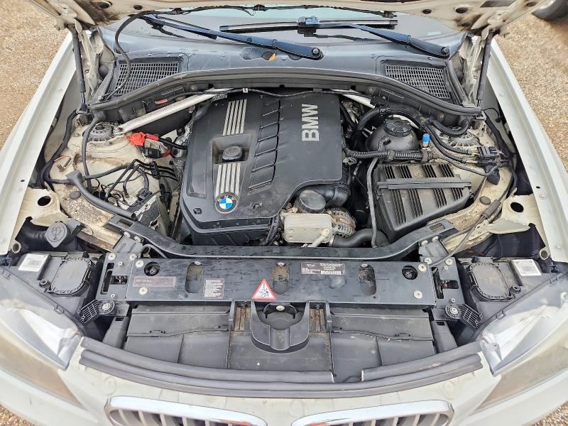 Photo 11 from auction – 2011 BMW X3 with VIN 5UXWX5C53BL712352