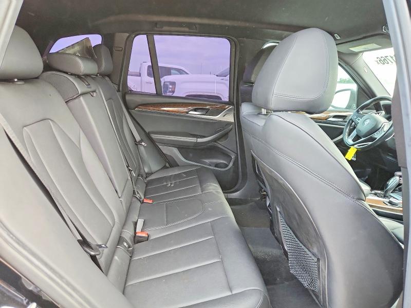 Photo 10 from auction – 2018 BMW X3 with VIN 5UXTR9C57JLD63492