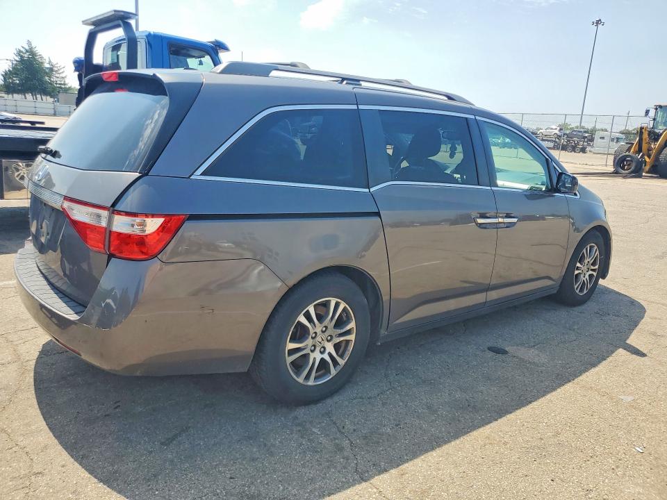 Photo 3 from auction – 2011 HONDA ODYSSEY with VIN 5FNRL5H60BB079145