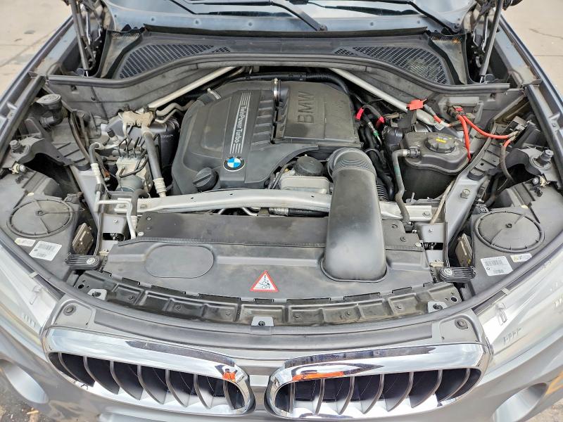 Photo 12 from auction – 2014 BMW X5 with VIN 5UXKR0C54E0K52037