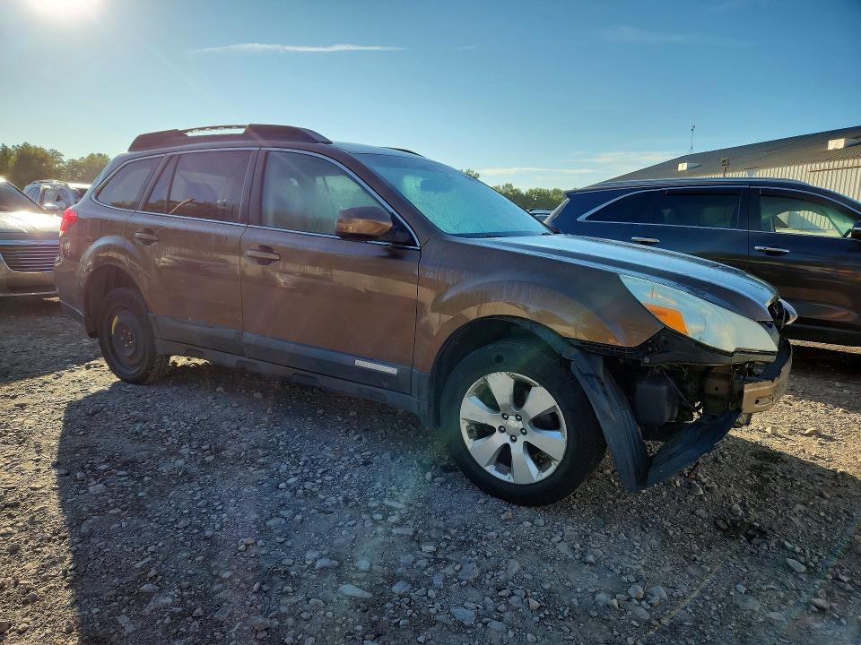 Photo 4 from auction – 2011 SUBARU OUTBACK with VIN 4S4BRBCC8B3358265