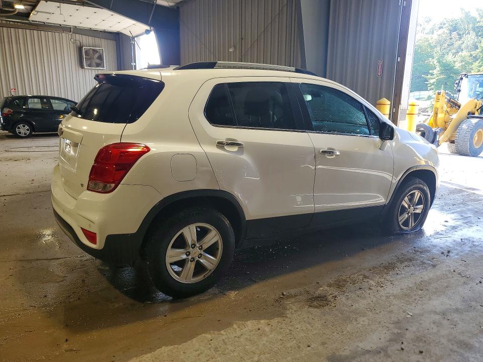 Снимка 3 от търг – 2017 CHEVROLET TRAX с VIN 3GNCJPSB7HL261780